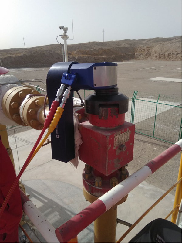 hydraulic torque wrench